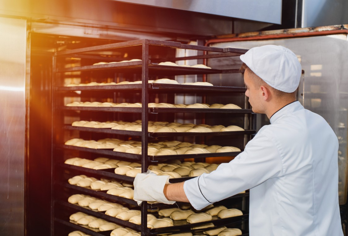 Hornos y maquinaria para panificación